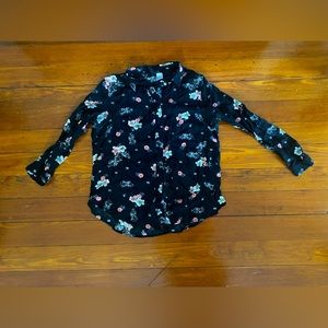 Black and Multicolor Floral Long Sleeve Blouse in a size 4
